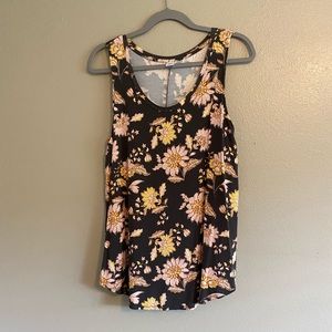 Old Navy Patterned Flowy Tank